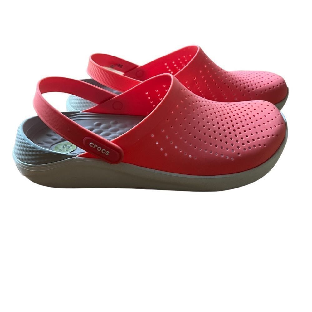 CROCS unisex Literite Fresco  Clogs Men’s Size 12 Women’s Size 14